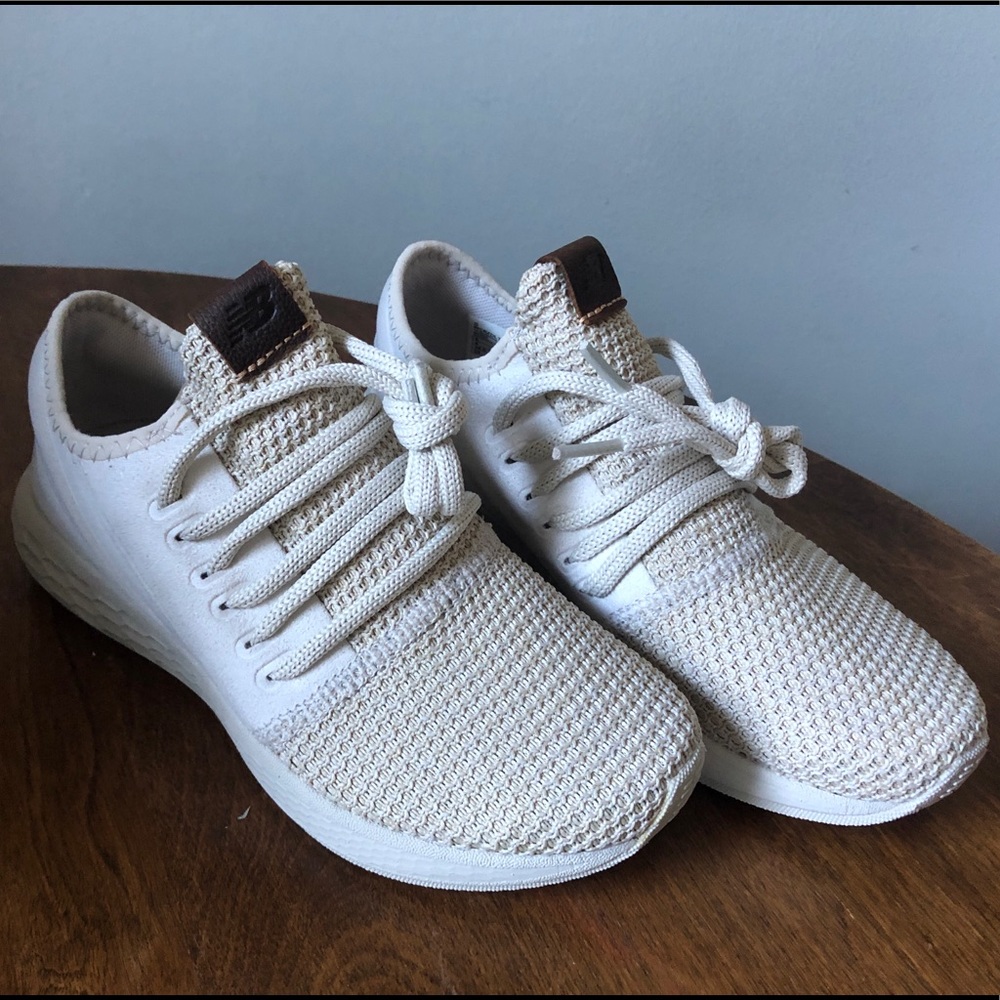 NEVER WORN new balance sneakers!